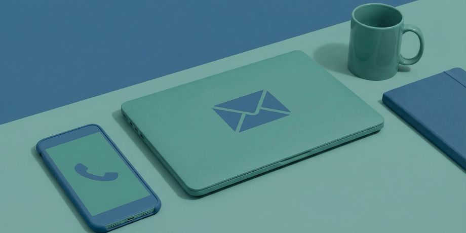  صورة تحتوي على وسائل للتواصل